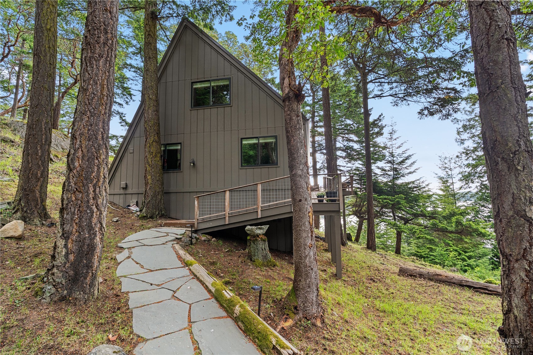 5 Nelson Trail Property Photo 3