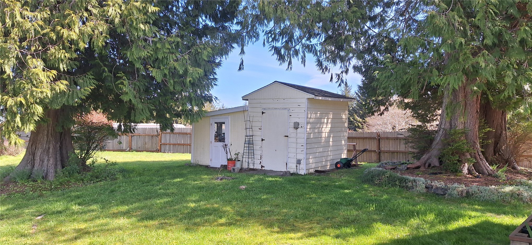 10 Spruce Court Property Photo 8