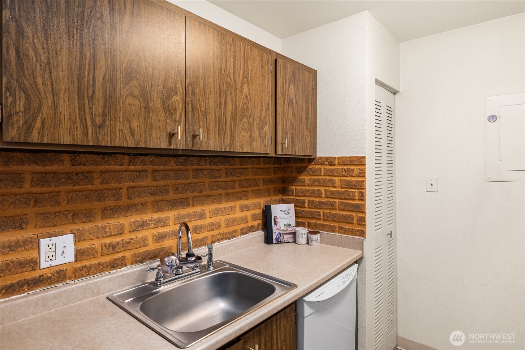 1506 N Defiance Street R102 Property Photo 7