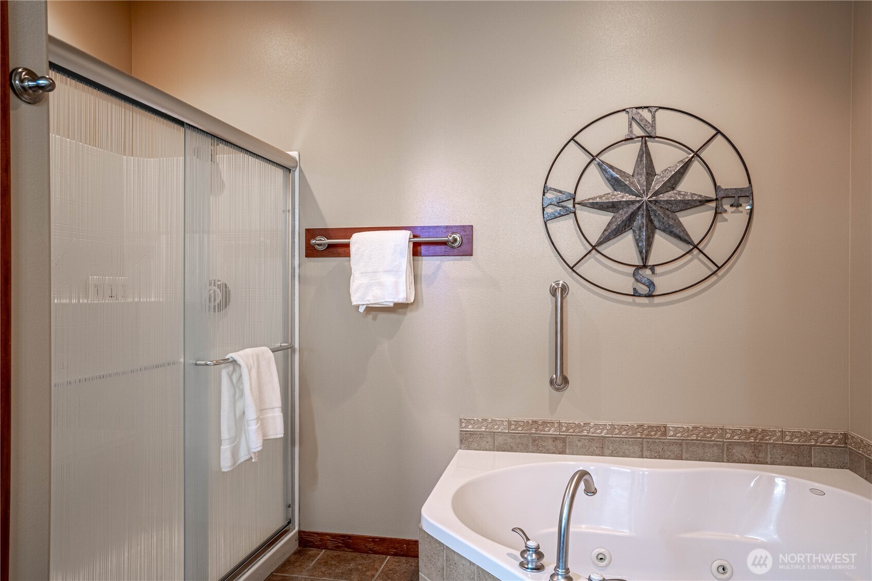 123 Red Hawk Drive 4 Property Photo 16