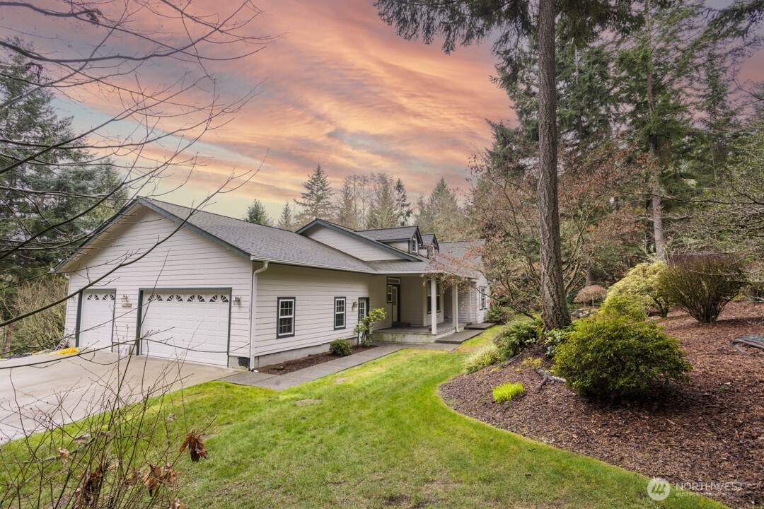 17625 Chummit Lane Property Photo 4