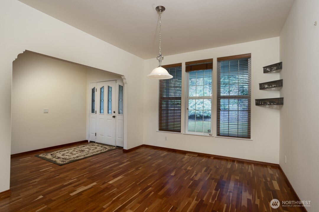 17625 Chummit Lane Property Photo 9