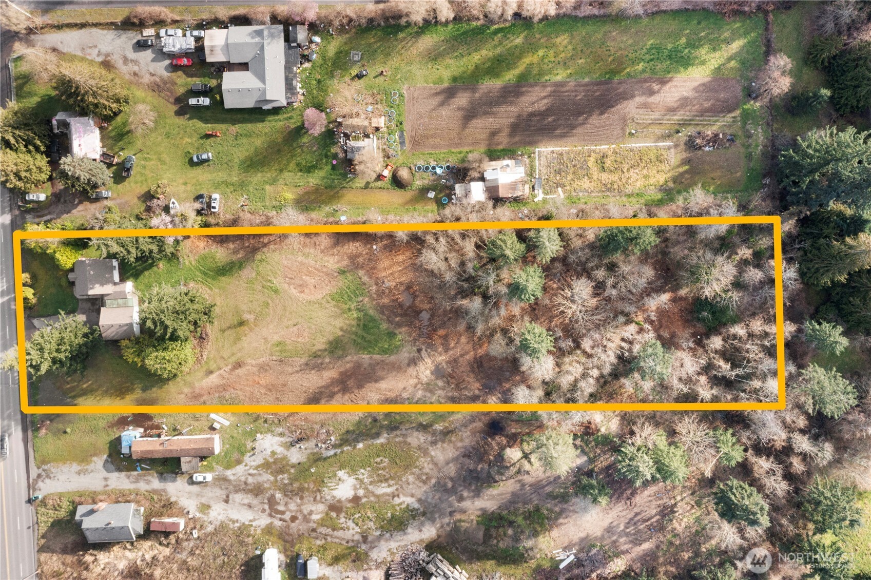 10114 Canyon Road Property Photo 4