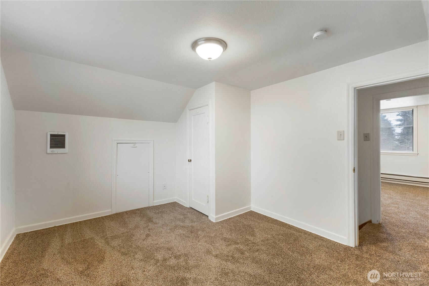 10114 Canyon Road Property Photo 19