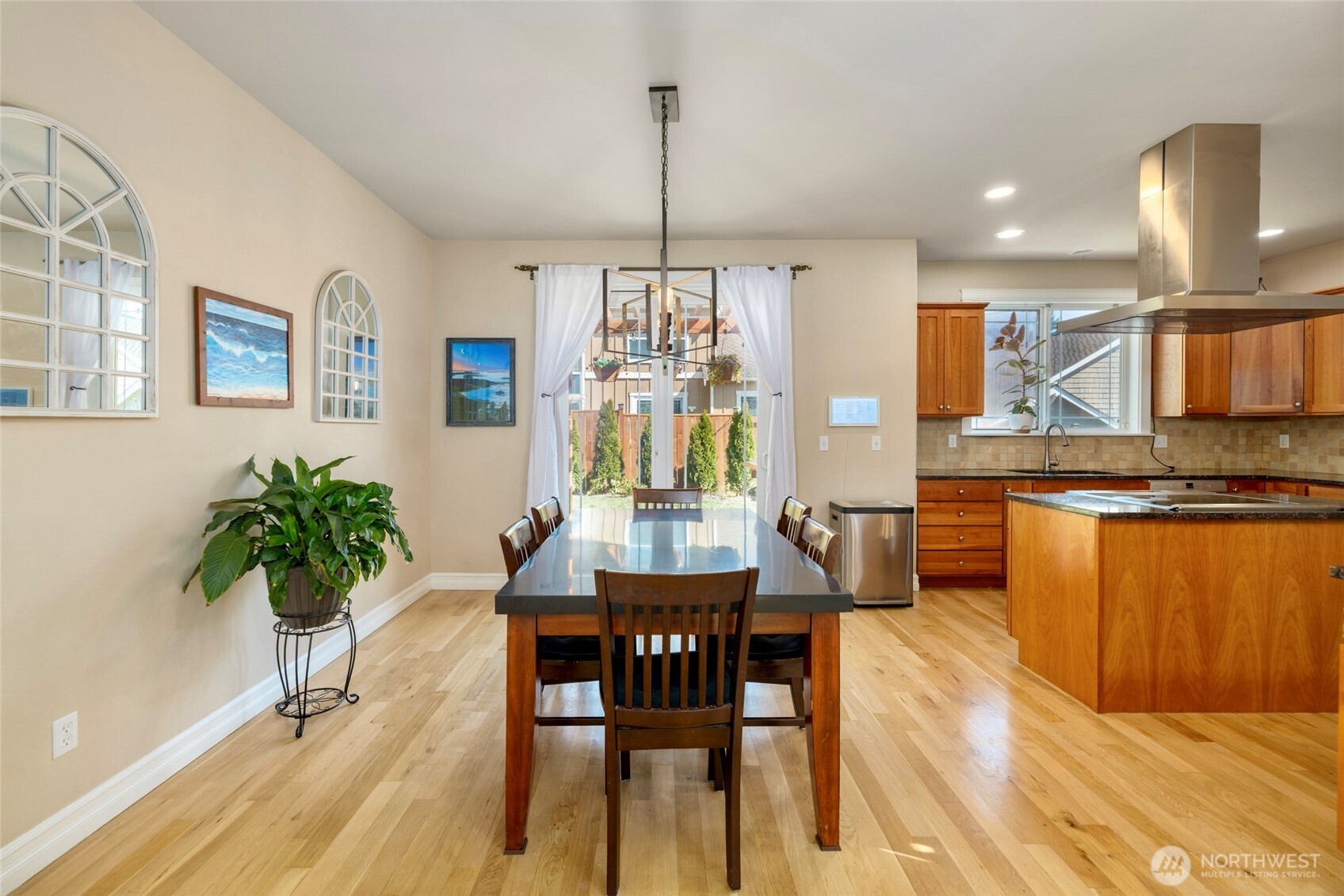 2514 Fir Crest Boulevard Property Photo 10