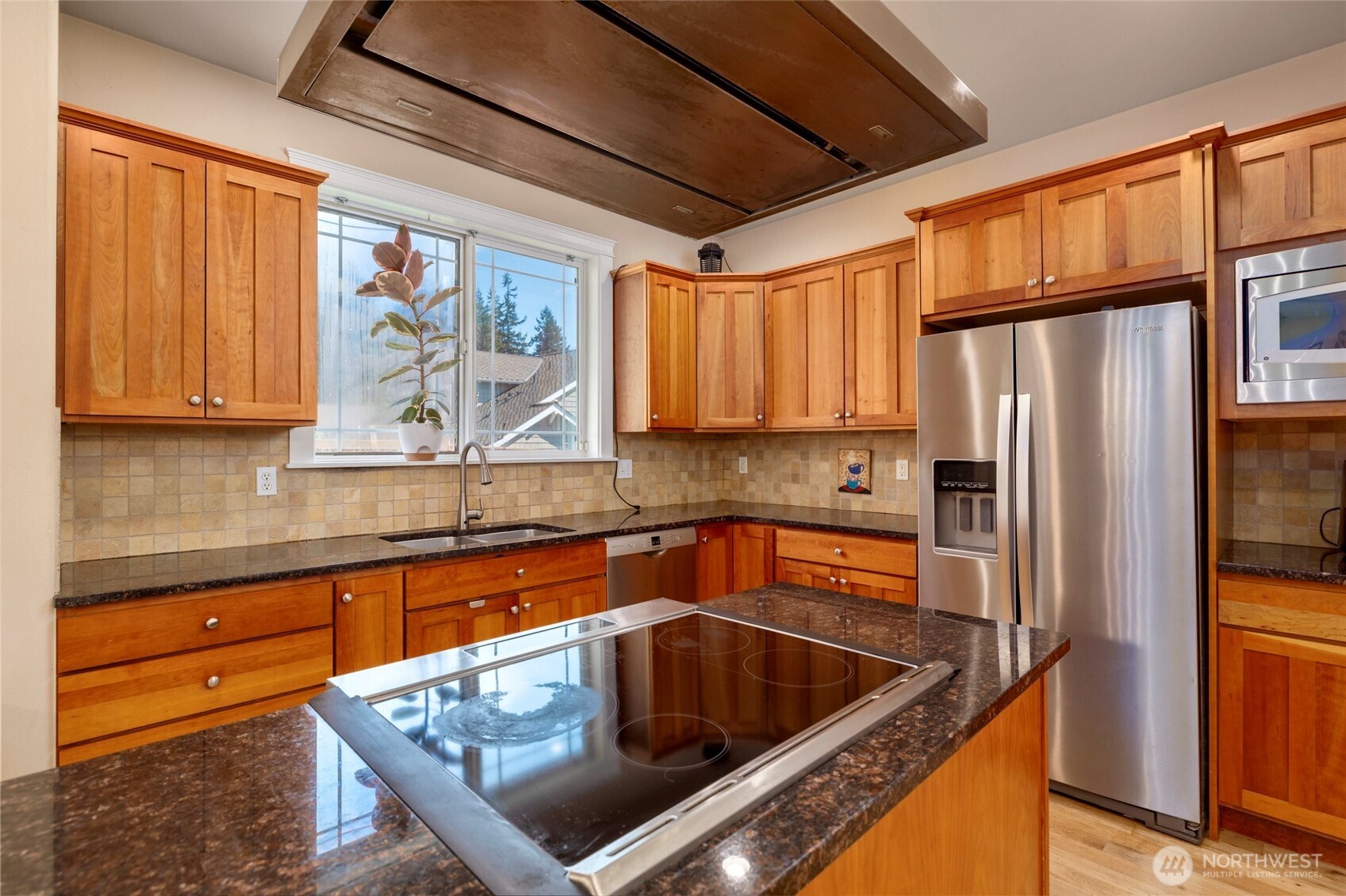2514 Fir Crest Boulevard Property Photo 12