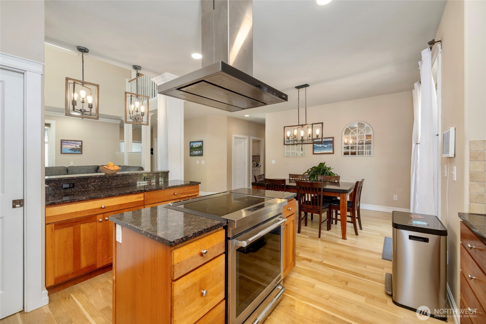 2514 Fir Crest Boulevard Property Photo 14