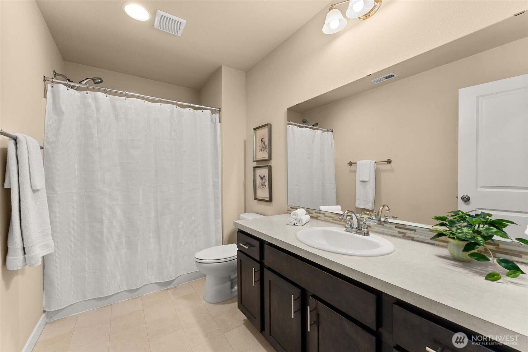 8896 Silverspot Drive Property Photo 23