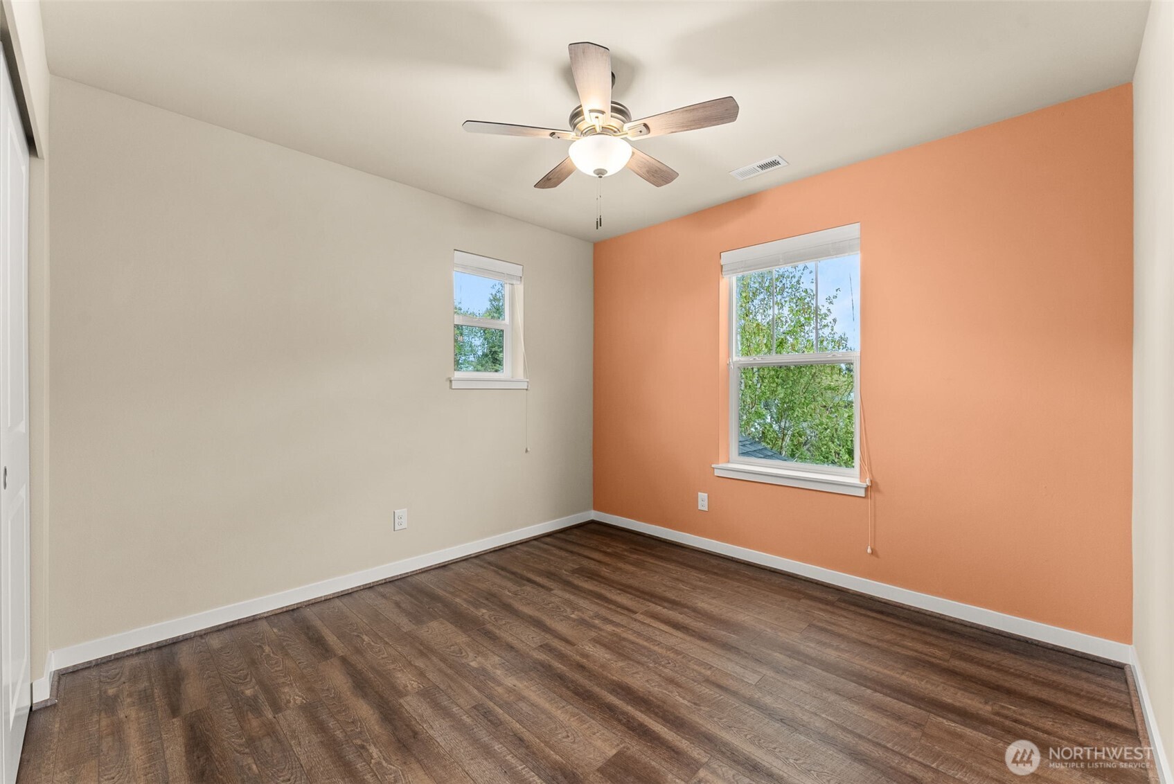 8896 Silverspot Drive Property Photo 24