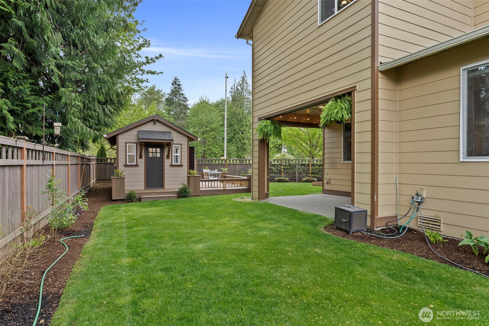 8896 Silverspot Drive Property Photo 32