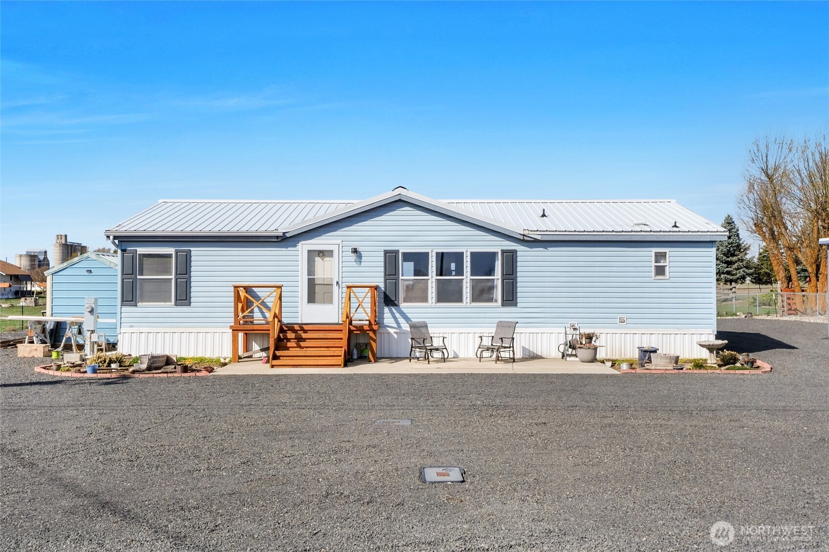 365 Ne Adams Road Property Photo 1