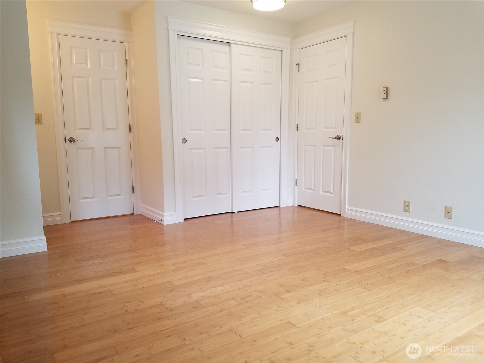 14025 61st Place Property Photo 6