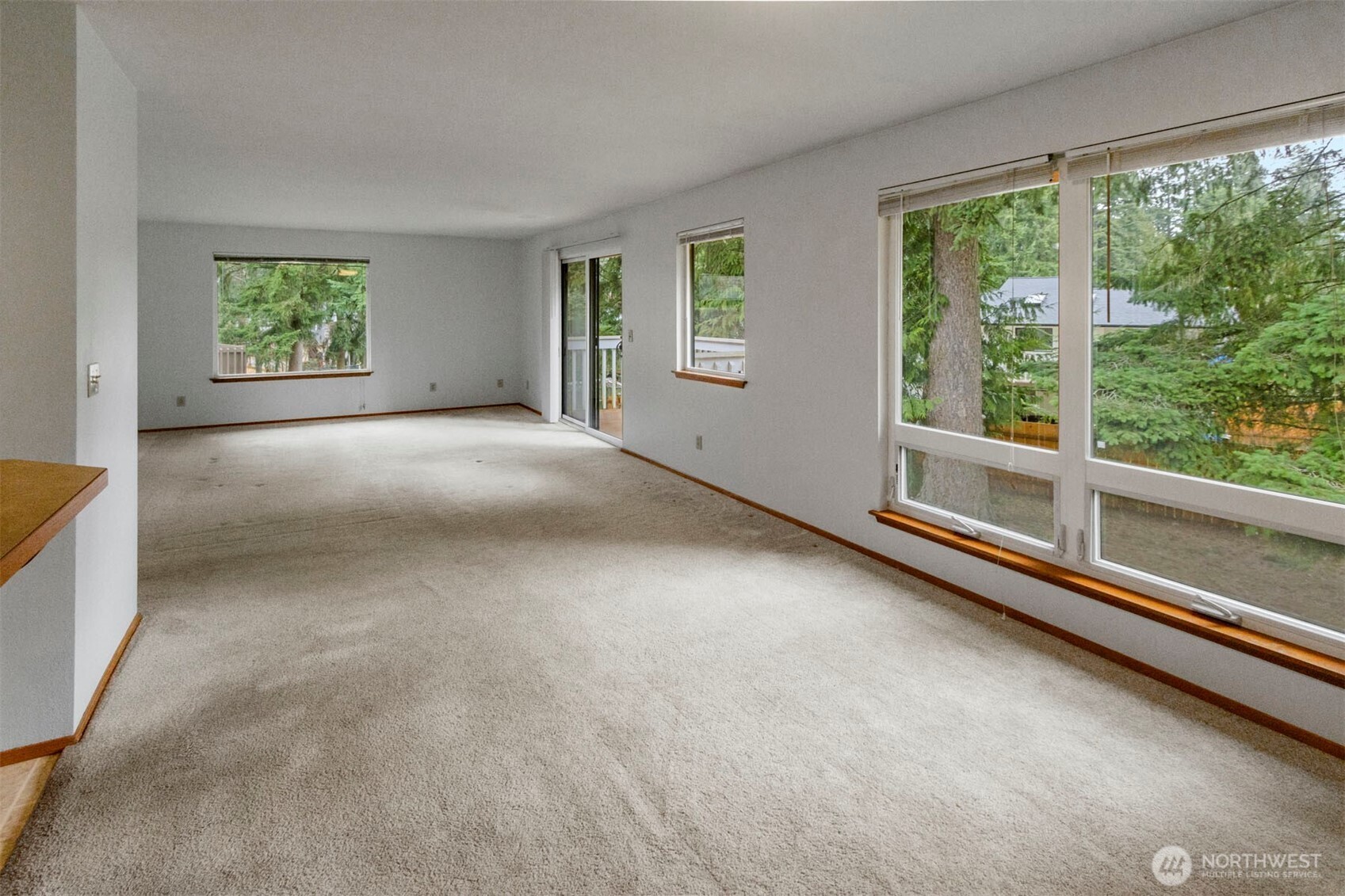 14025 61st Place Property Photo 8