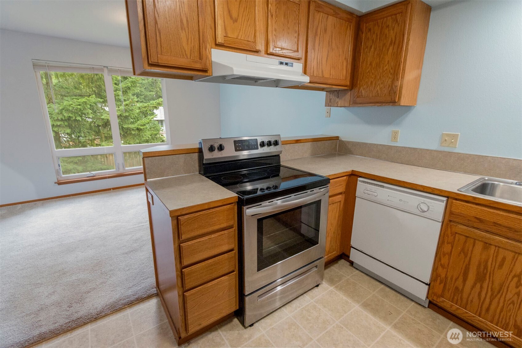 14025 61st Place Property Photo 9