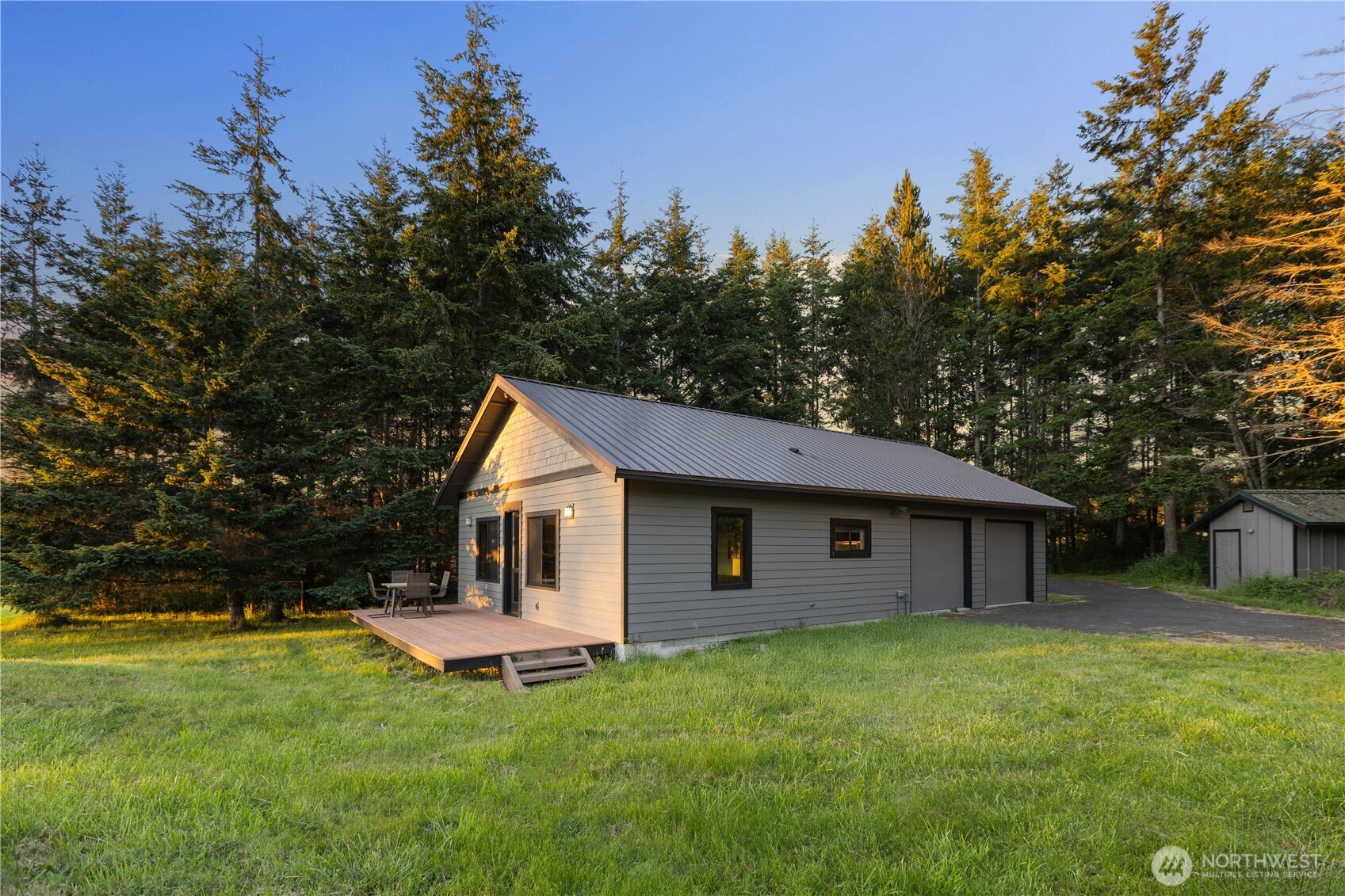 166 Montrose Place Property Photo 39