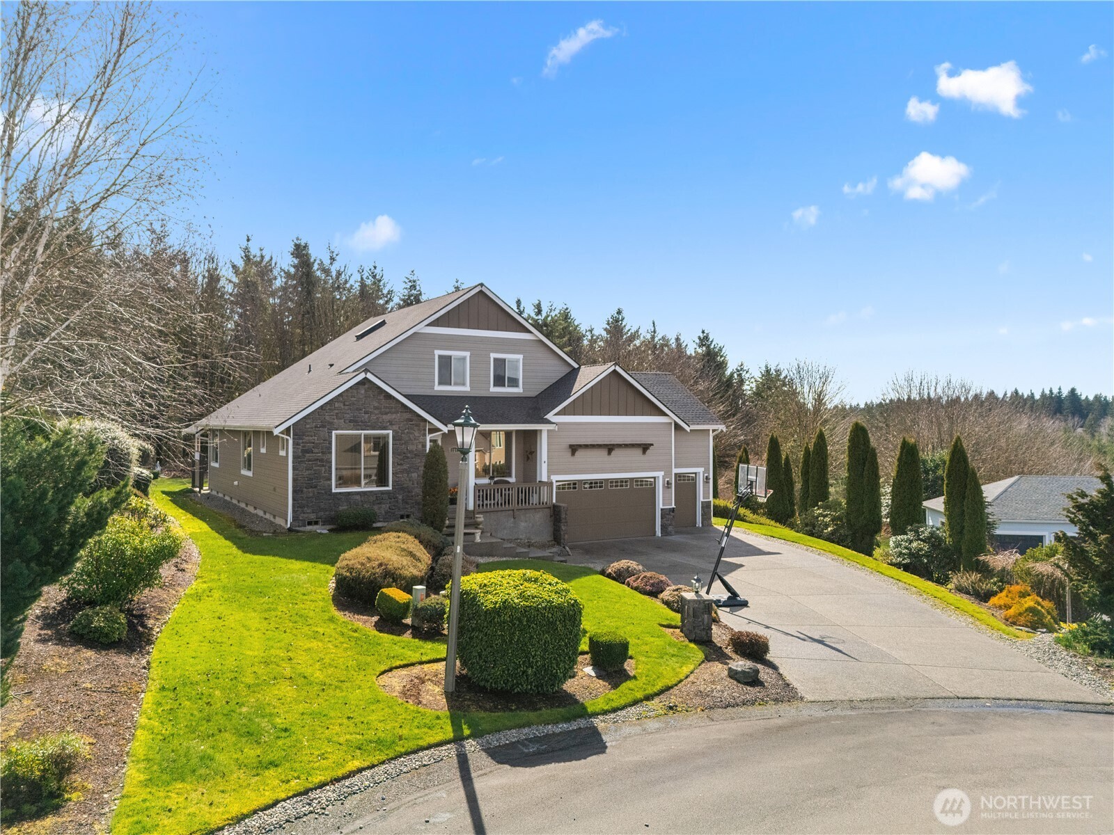 12244 Dream Street Property Photo 2