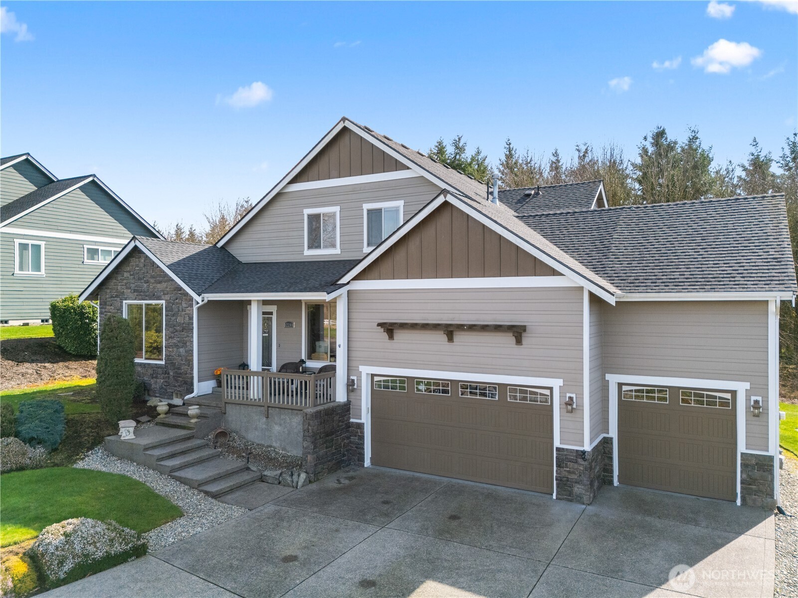 12244 Dream Street Property Photo 3