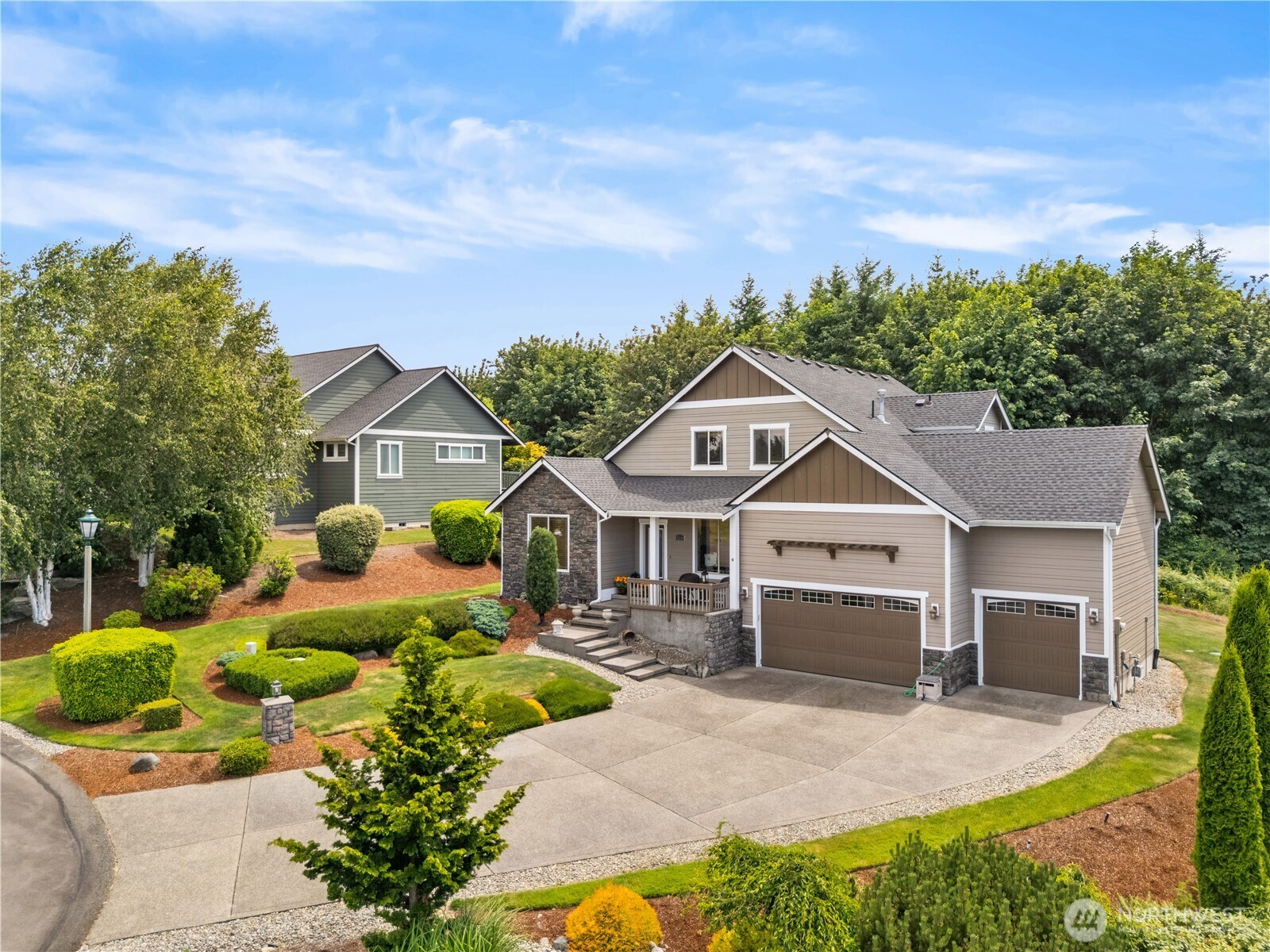 12244 Dream Street Property Photo 4