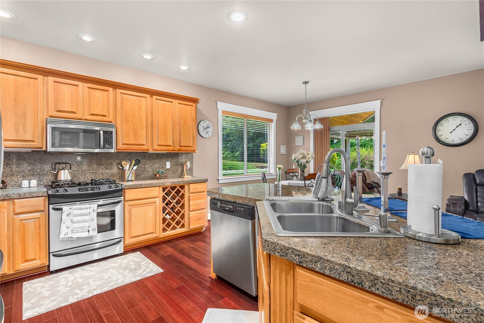 12244 Dream Street Property Photo 13