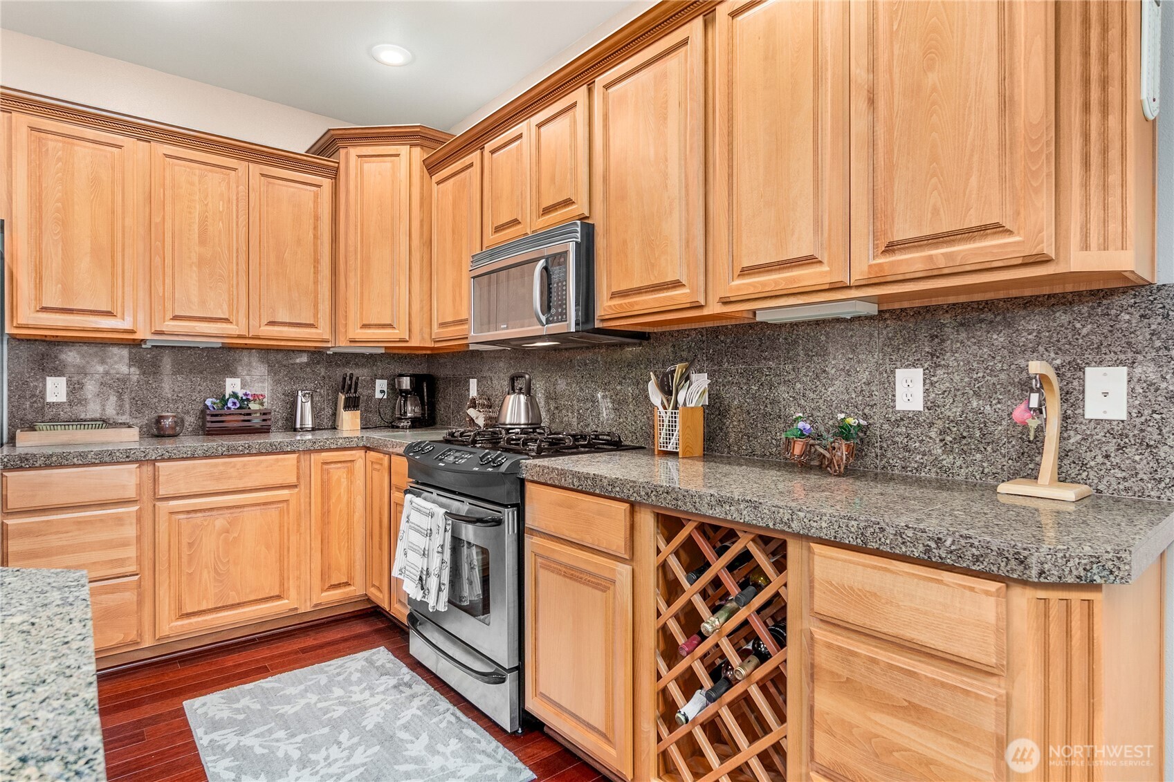 12244 Dream Street Property Photo 15