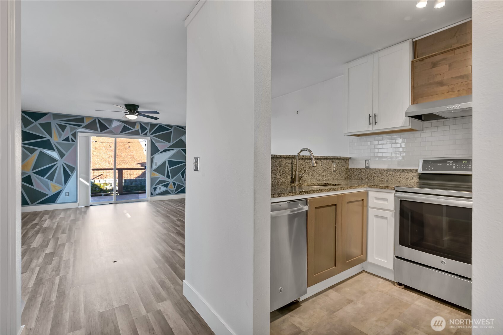 1525 S G Street Property Photo 3