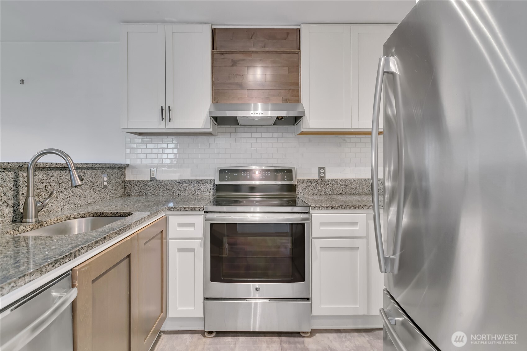 1525 S G Street Property Photo 4