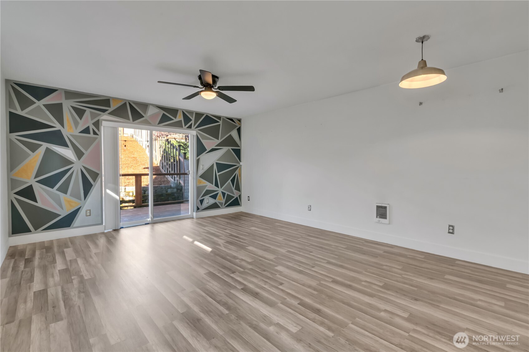 1525 S G Street Property Photo 6