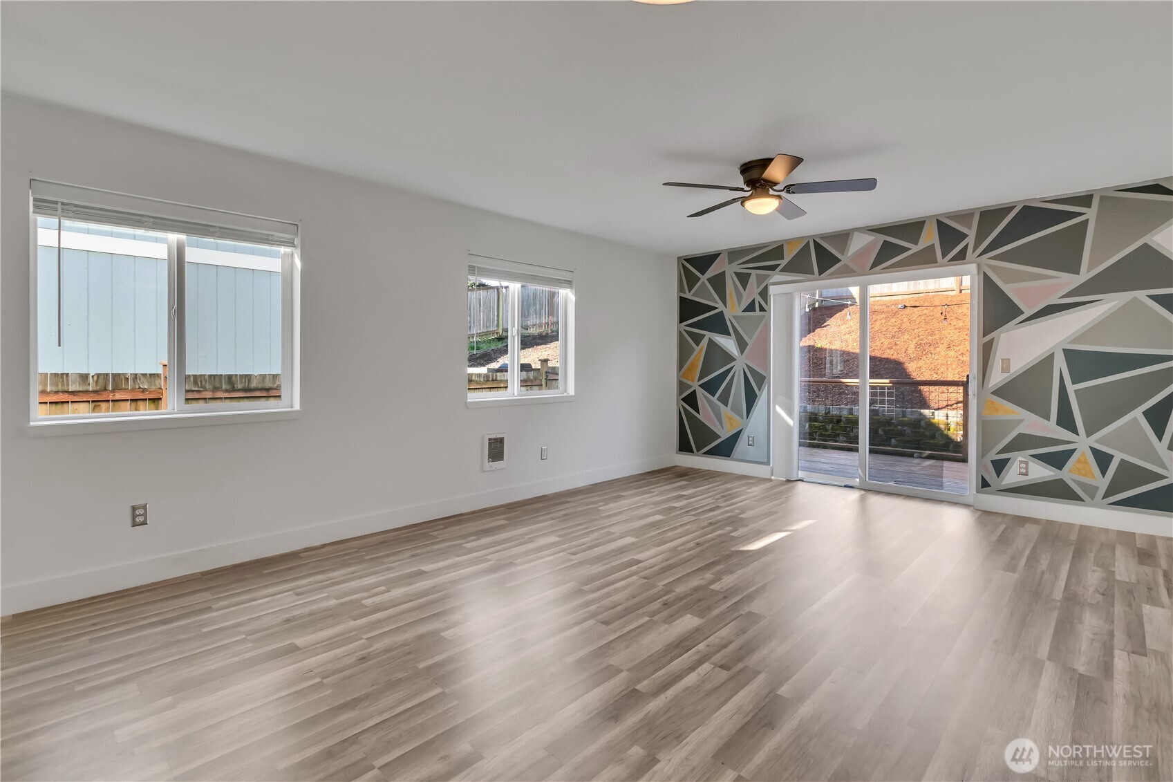 1525 S G Street Property Photo 7