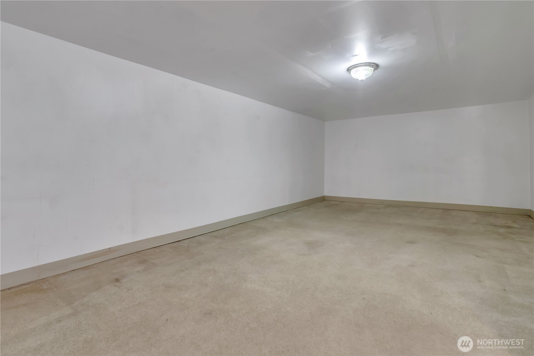 1525 S G Street Property Photo 11