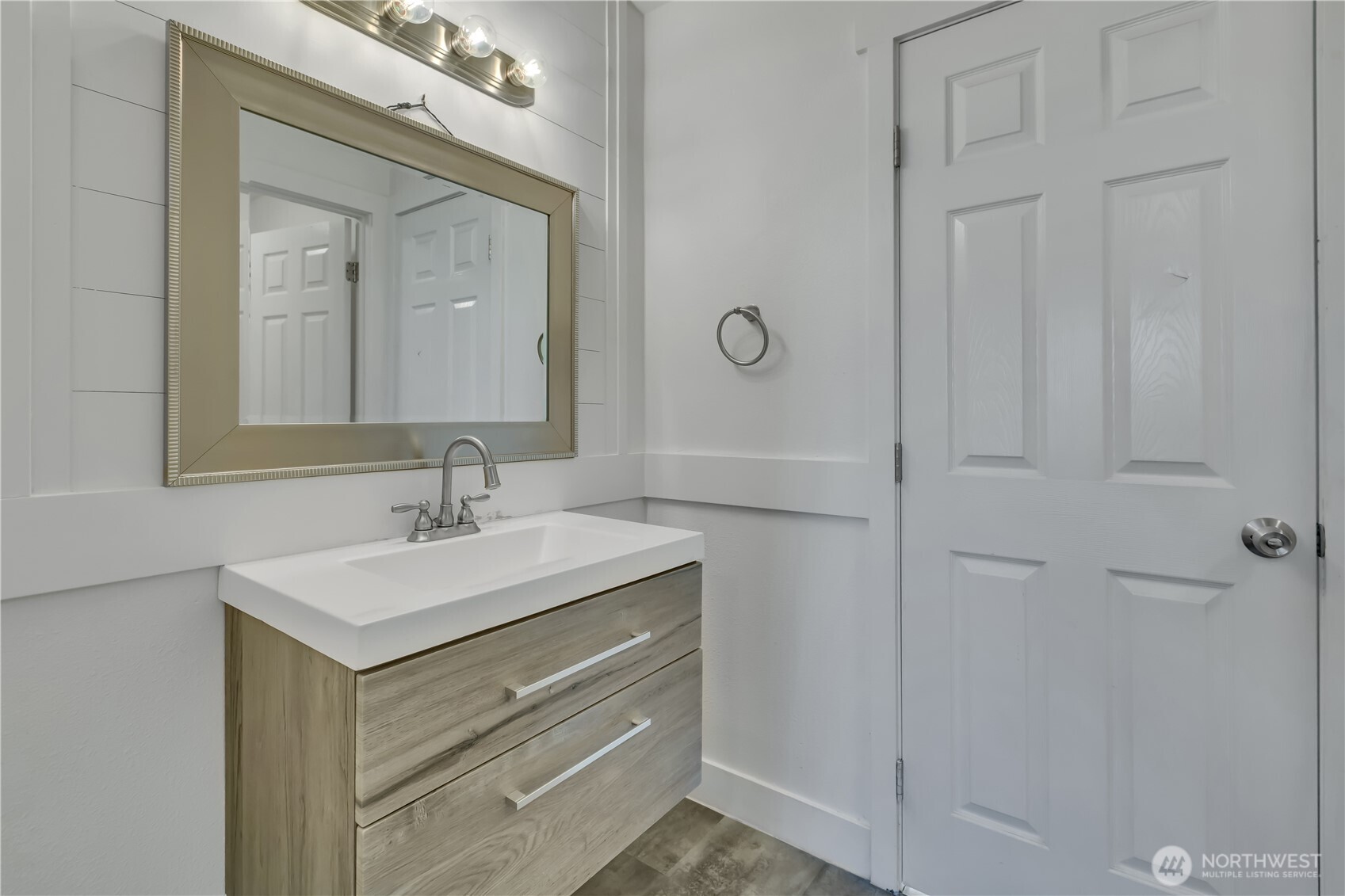 1525 S G Street Property Photo 17