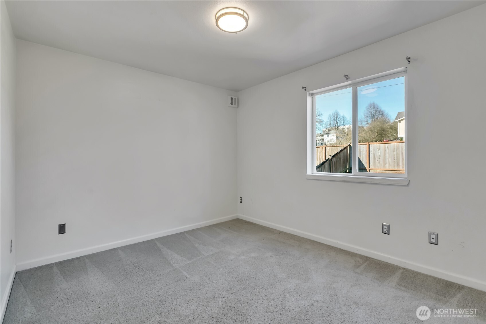 1525 S G Street Property Photo 19