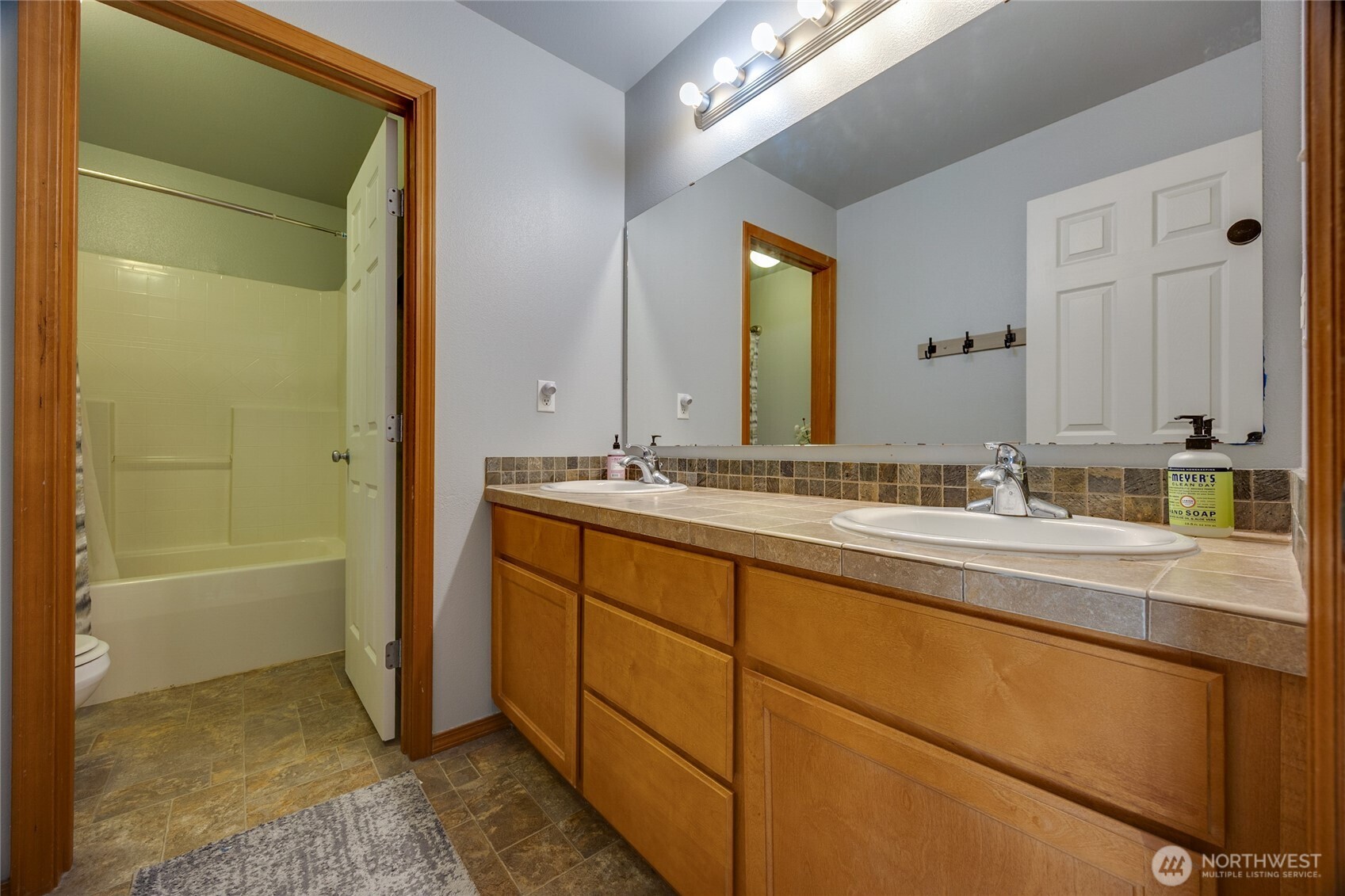 18623 87th Avenue Ct Property Photo 35