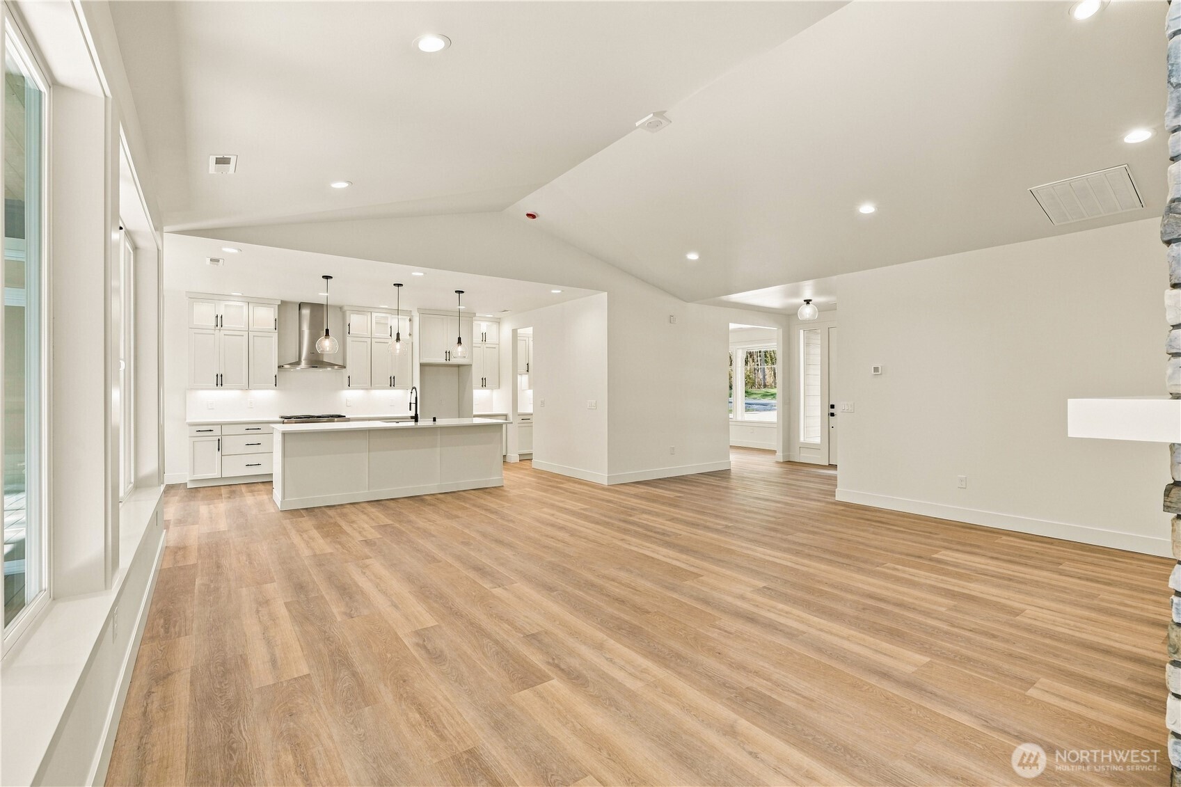 2128 277th Place Property Photo 8