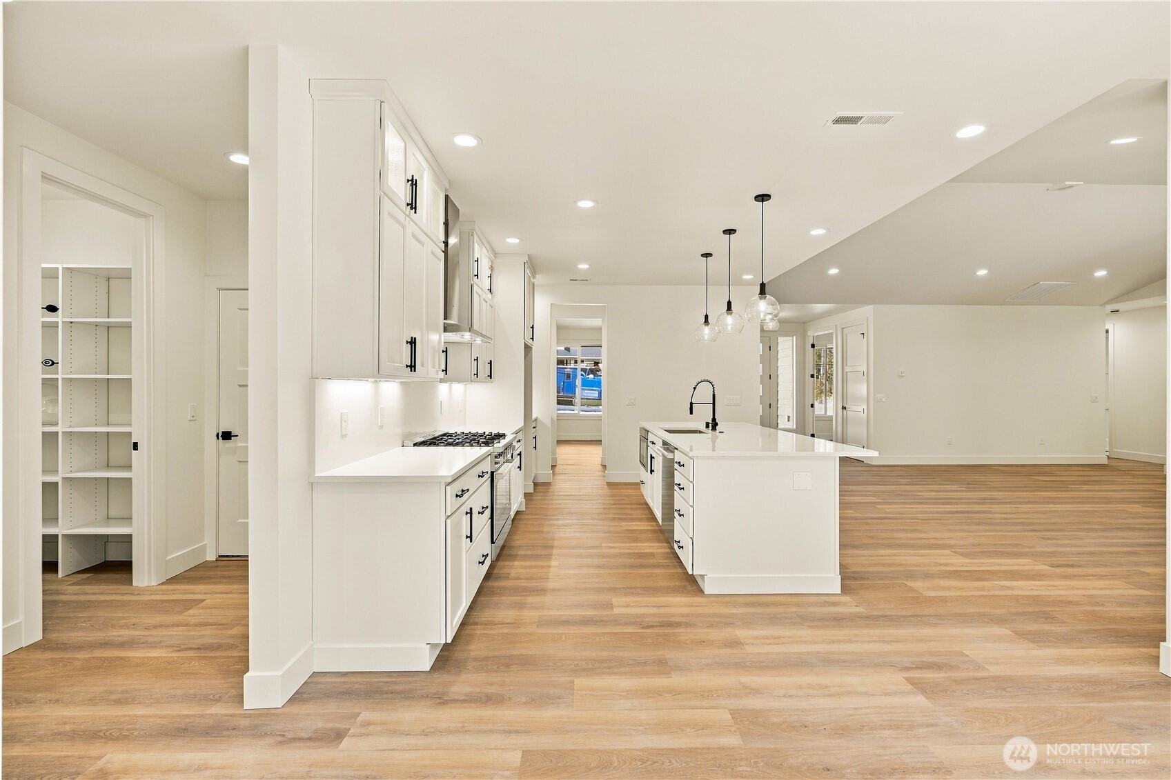 2128 277th Place Property Photo 13