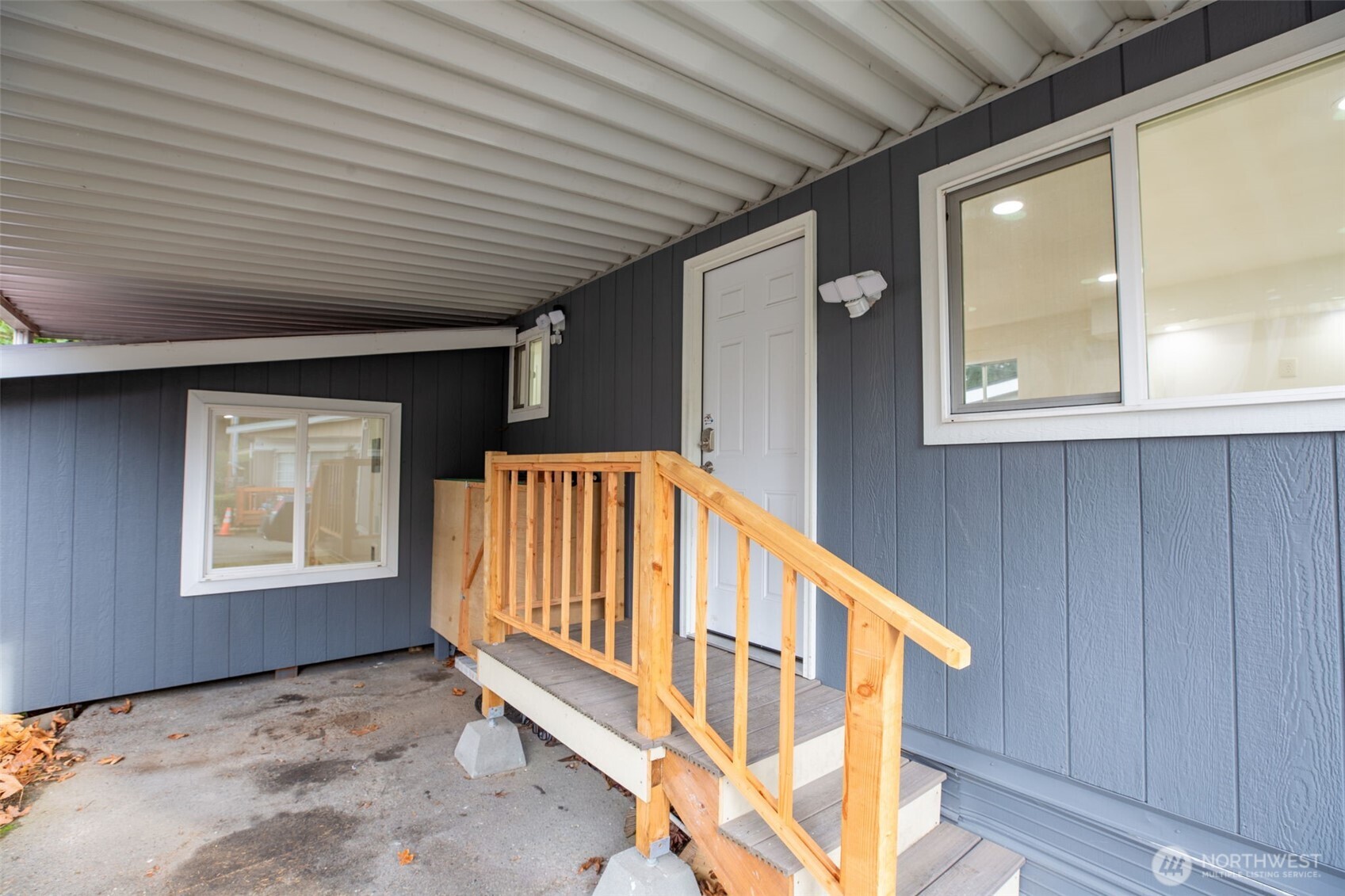 100 228th St 19-b Property Photo 3