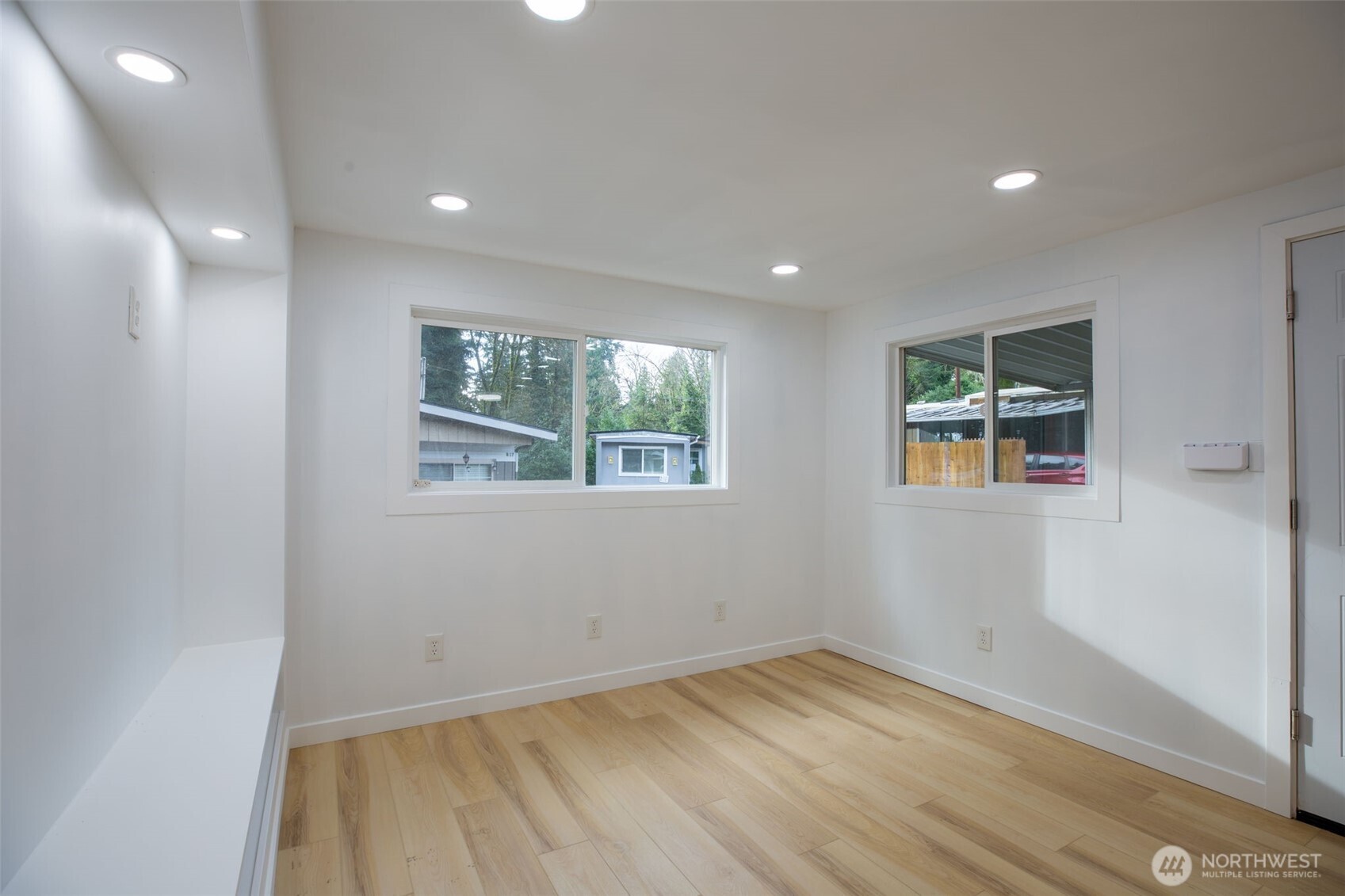 100 228th St 19-b Property Photo 9