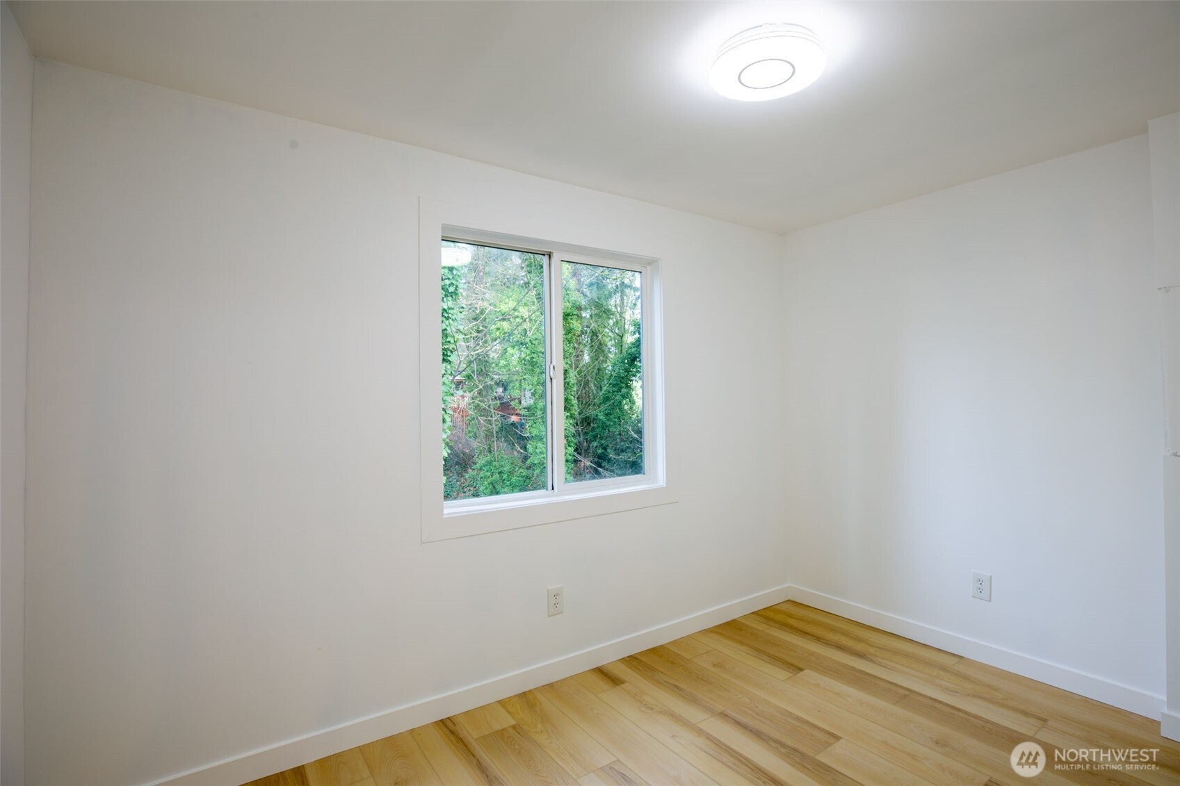 100 228th St 19-b Property Photo 11