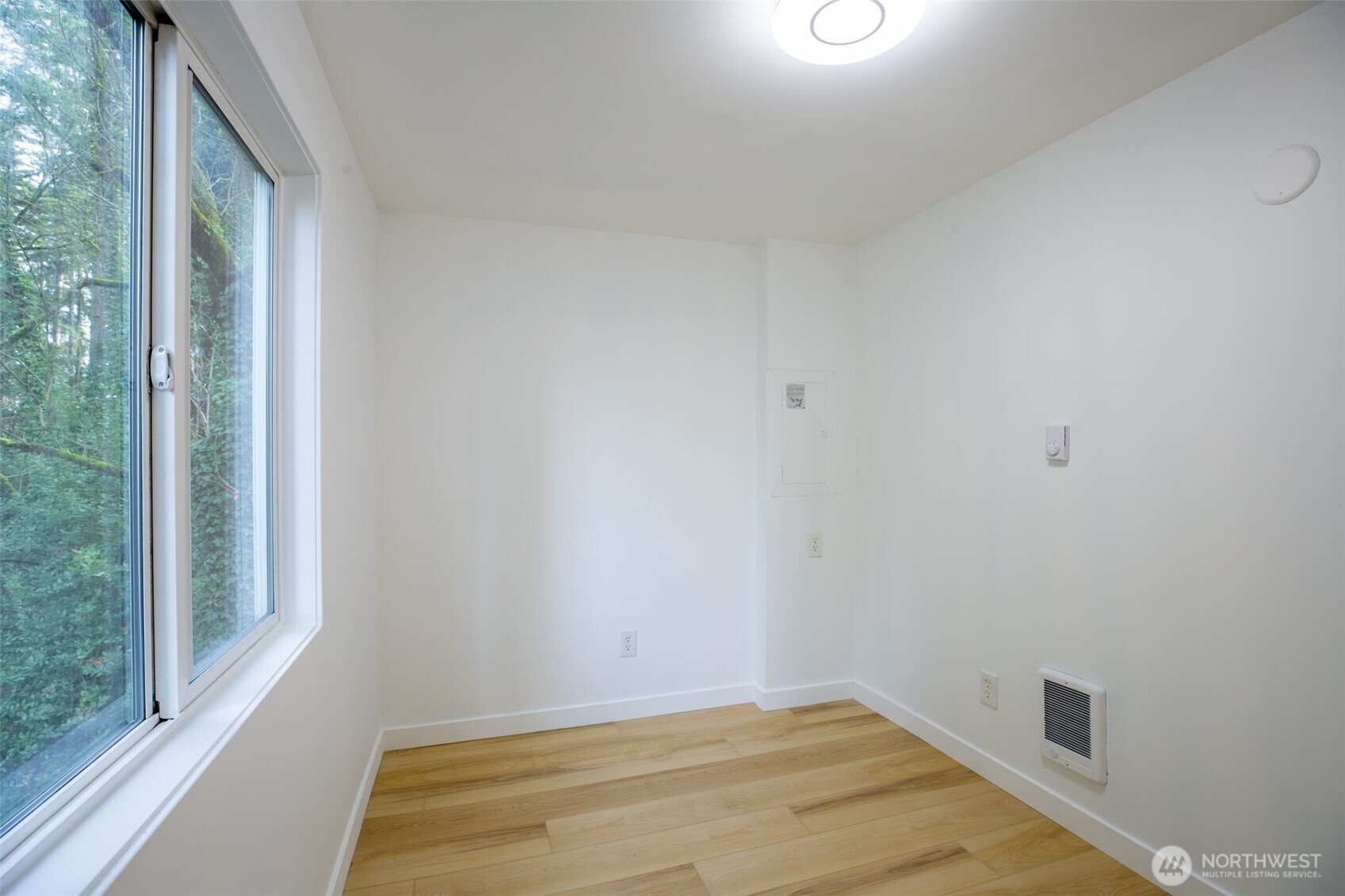 100 228th St 19-b Property Photo 12