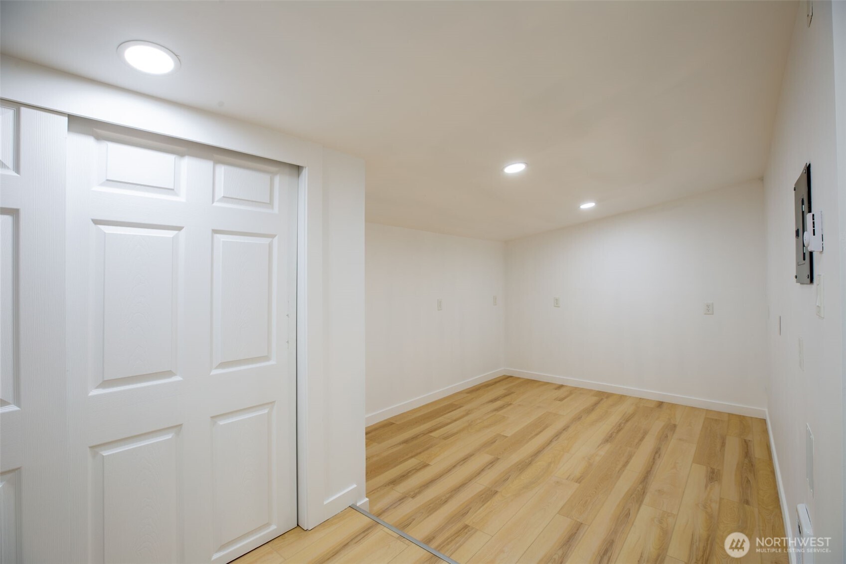 100 228th St 19-b Property Photo 14