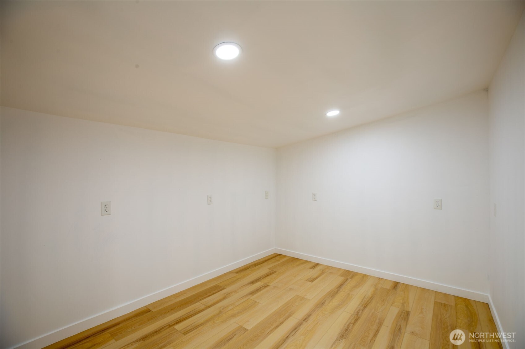 100 228th St 19-b Property Photo 15