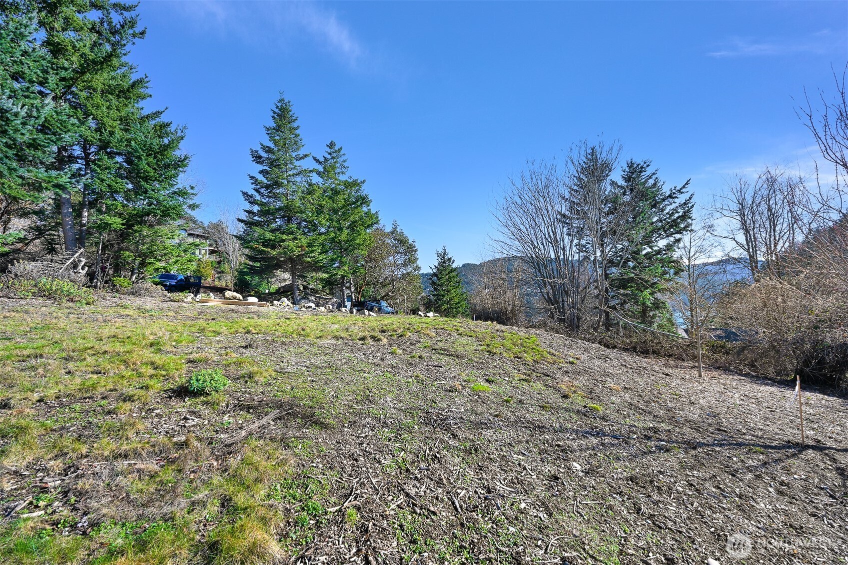 405 Arbutus Place Property Photo 8