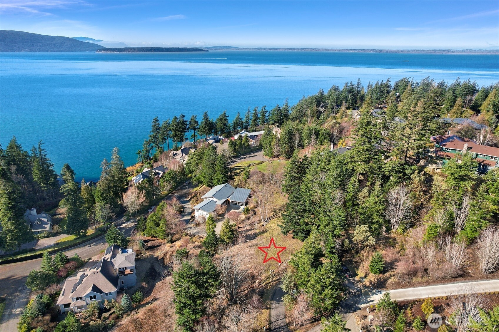 405 Arbutus Place Property Photo 14