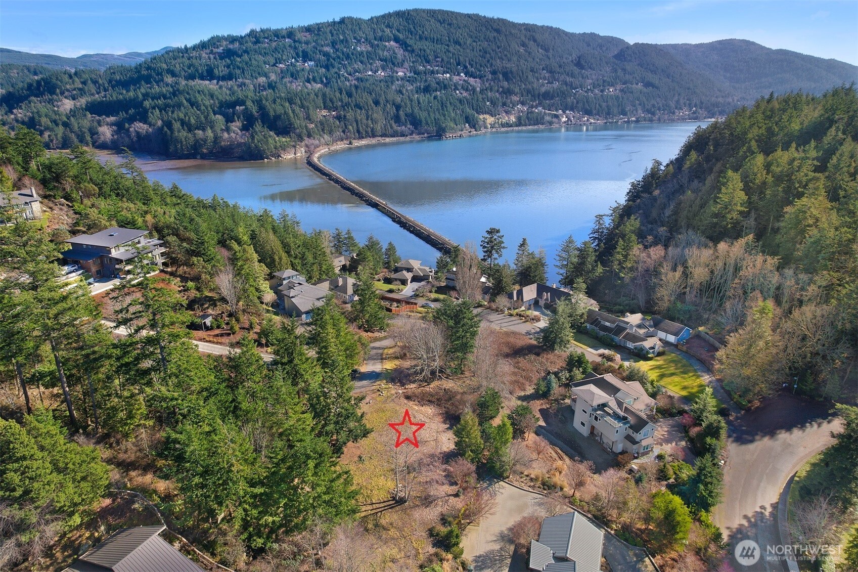 405 Arbutus Place Property Photo 19