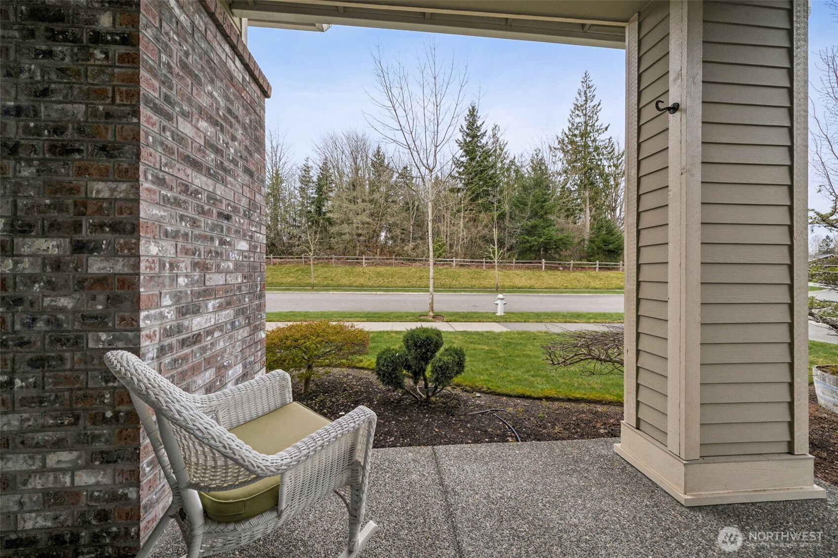 14509 Knoll Park Drive Property Photo 3