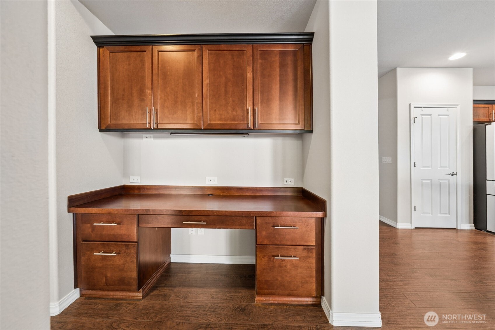 14509 Knoll Park Drive Property Photo 11