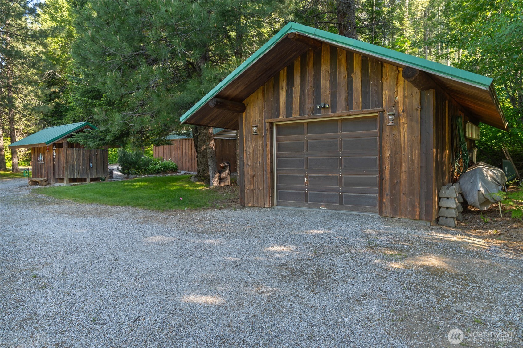 18680 Us Hwy 2 Property Photo 16