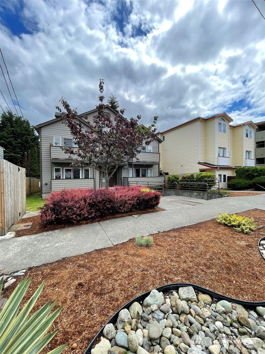 8830 Nesbit Avenue Property Photo 9