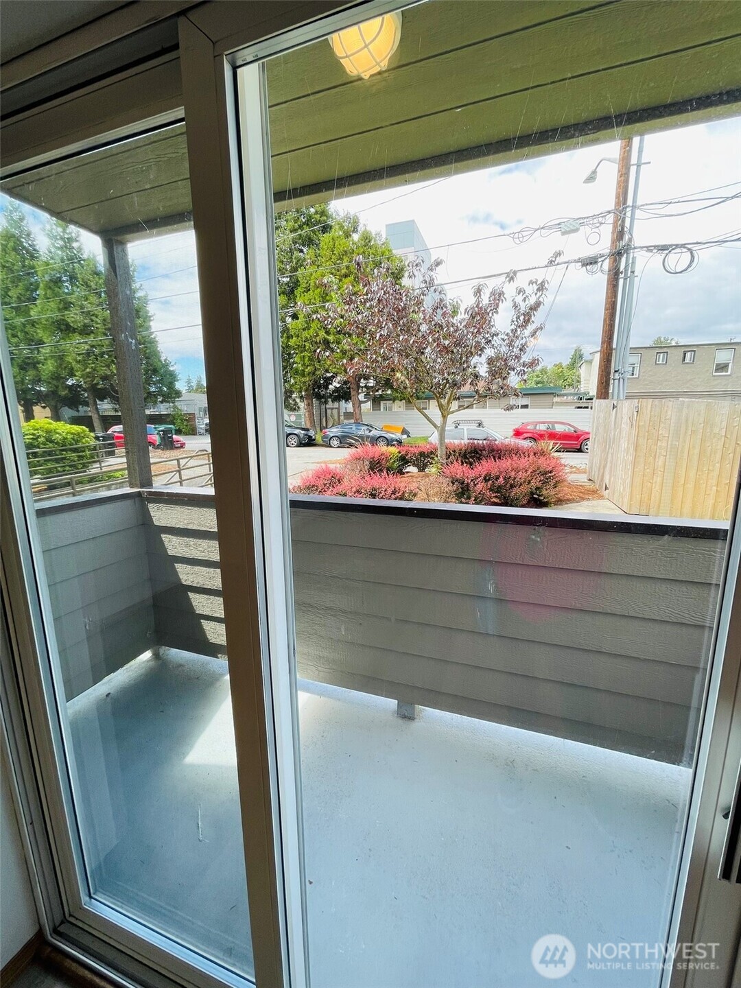 8830 Nesbit Avenue Property Photo 21