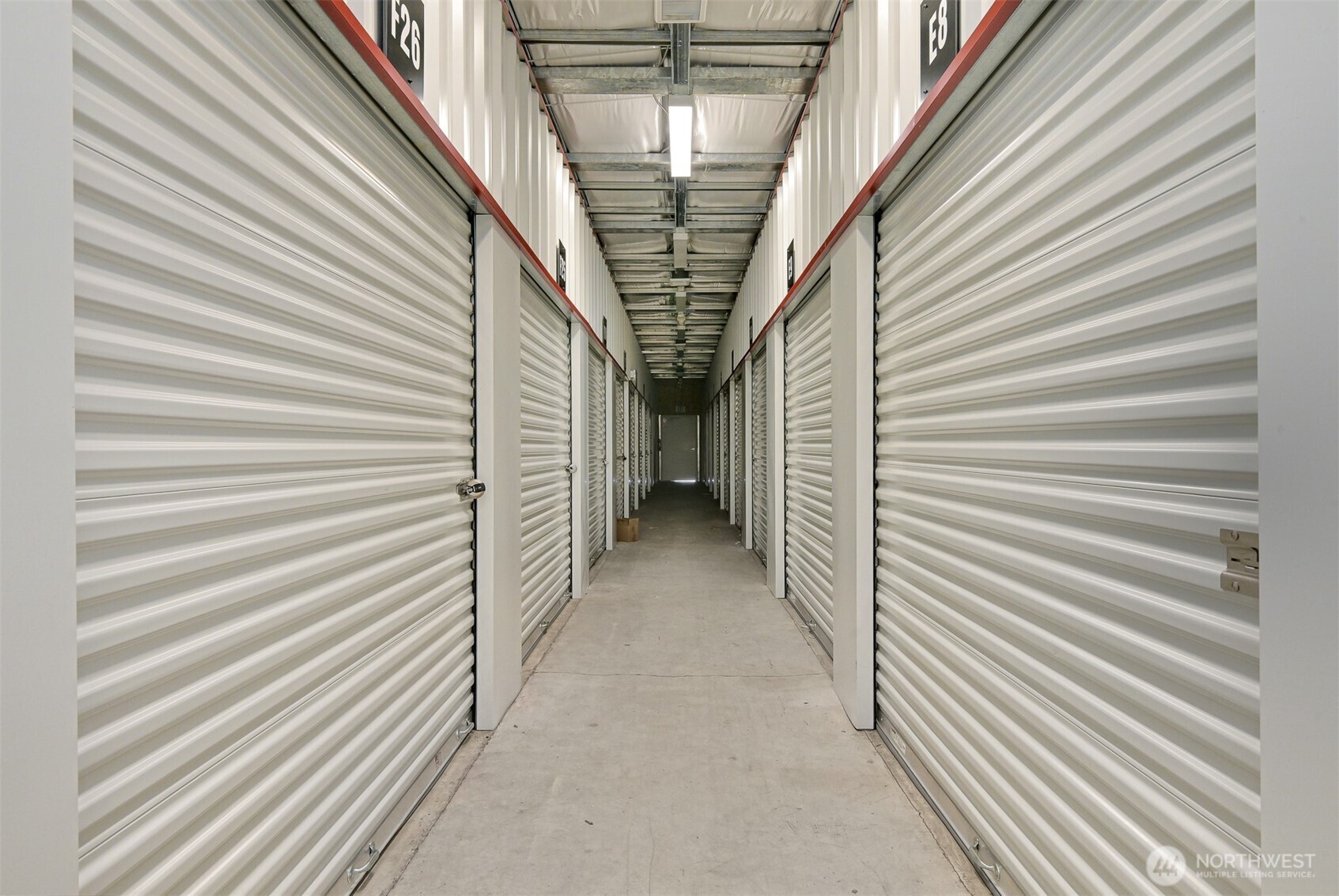 1479 W Smith Road Property Photo 12