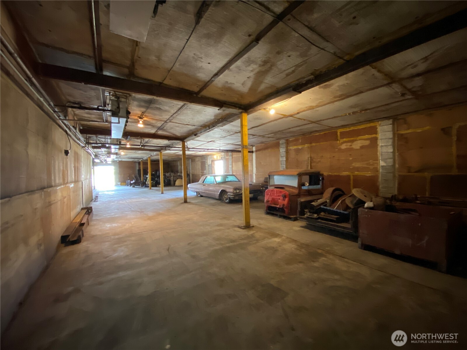 13954 Us 2 Property Photo 10